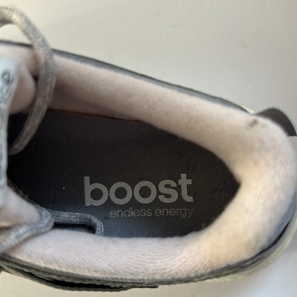 Adidas Response   running shoes size 6.5 - Picture 5 of 10
